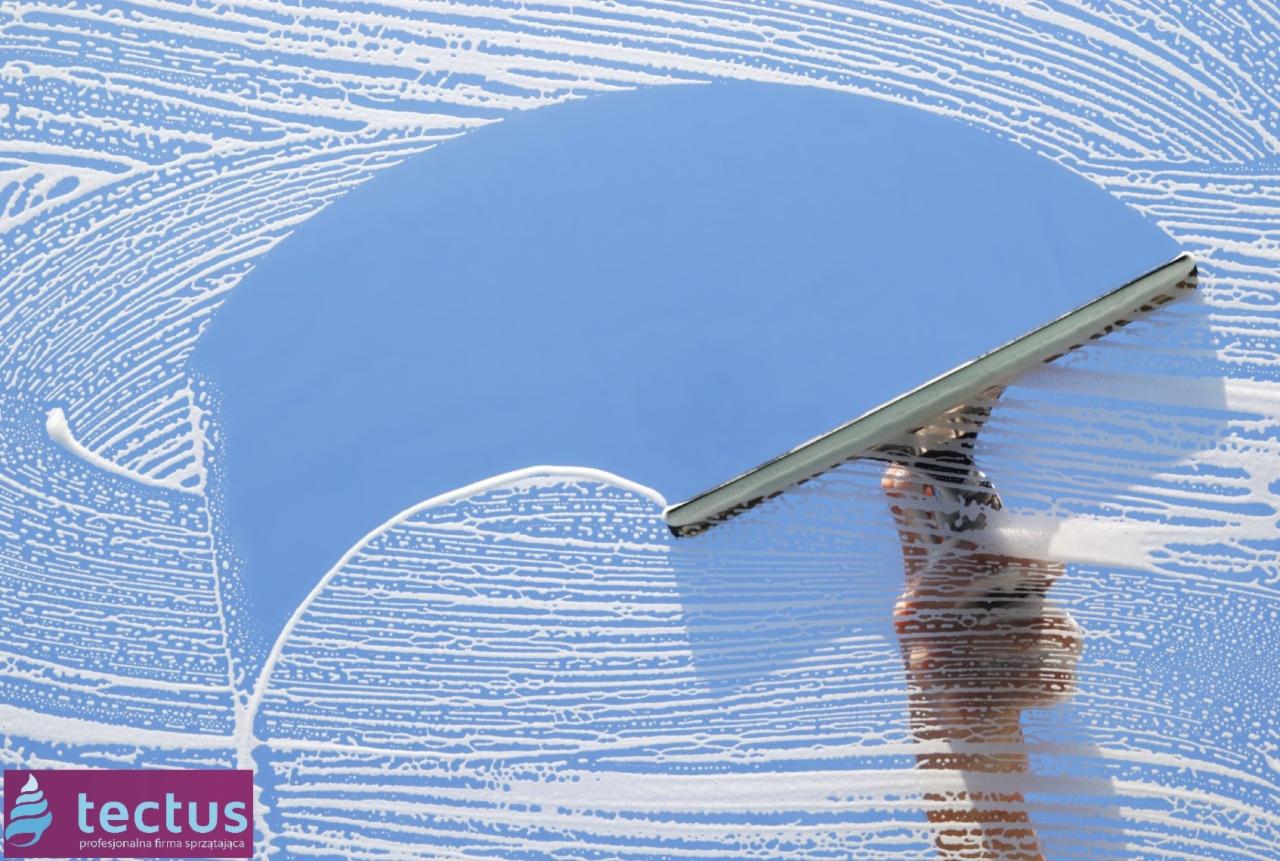 Mycie okien, witryn i banerów - Warszawa i okolice