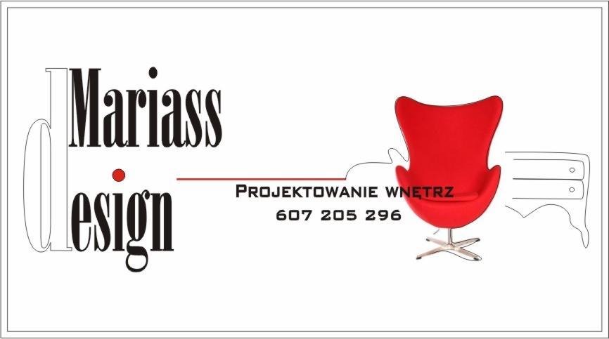 Logo firmy Mariass Design z czerwonym fotelem Egg i szkicem komody, numer telefonu i napis Projektowanie Wnętrz.