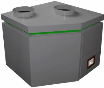 Szary rekuperator centralny z dwoma okrągłymi wlotami powietrza na górze i małym okienkiem inspekcyjnym z boku, otoczony zielonym paskiem dekoracyjnym.