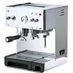 Profesjonalny ekspres do kawy La Pavoni w metalowej obudowie, z widocznym manometrem i dźwignią, gotowy do użycia. Sprzęt do gastronomii.
