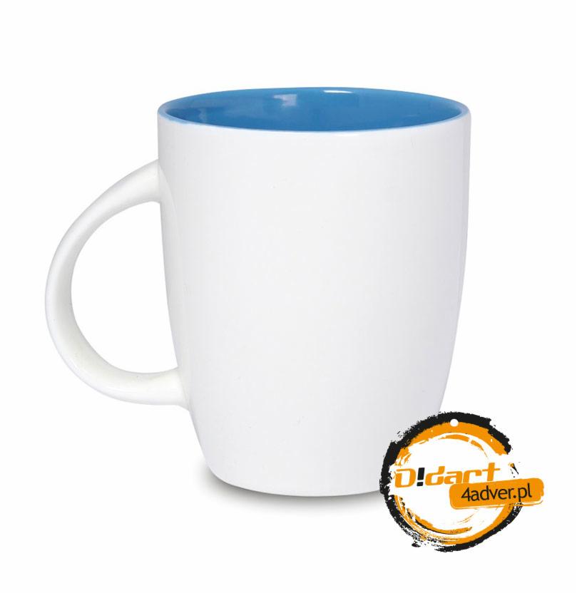 Biały kubek z niebieskim wnętrzem i logo firmy D!dart 4adver.pl, widoczny na białym tle.