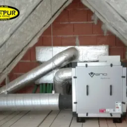 Instalacja rekuperatora na poddaszu.