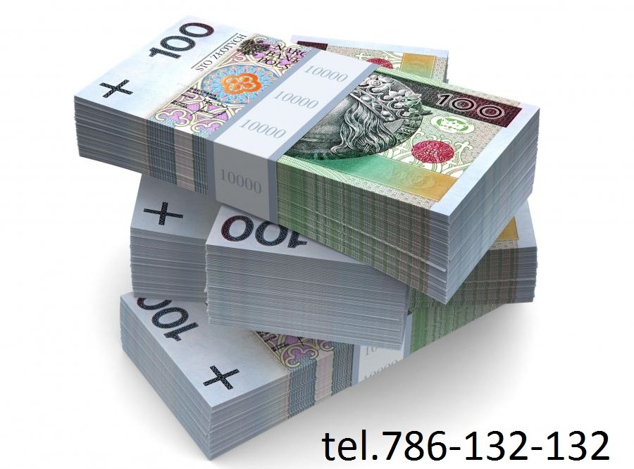 Stosy spiętych banknotów 100 zł w białych banderolach z nadrukowaną wartością 10000 zł, ułożone na sobie, widoczny numer telefonu na dole zdjęcia.