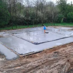 Stany surowe otwarte/zamknięte