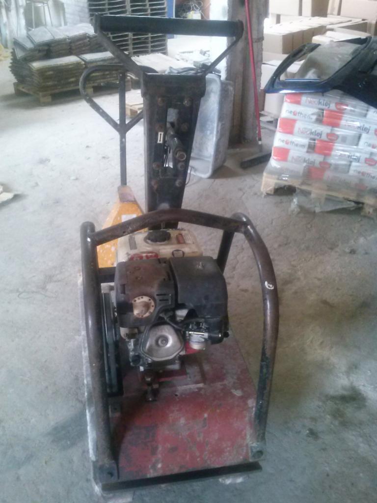 Zagęszczarka projekt zgs-30 o wadze 280 kg