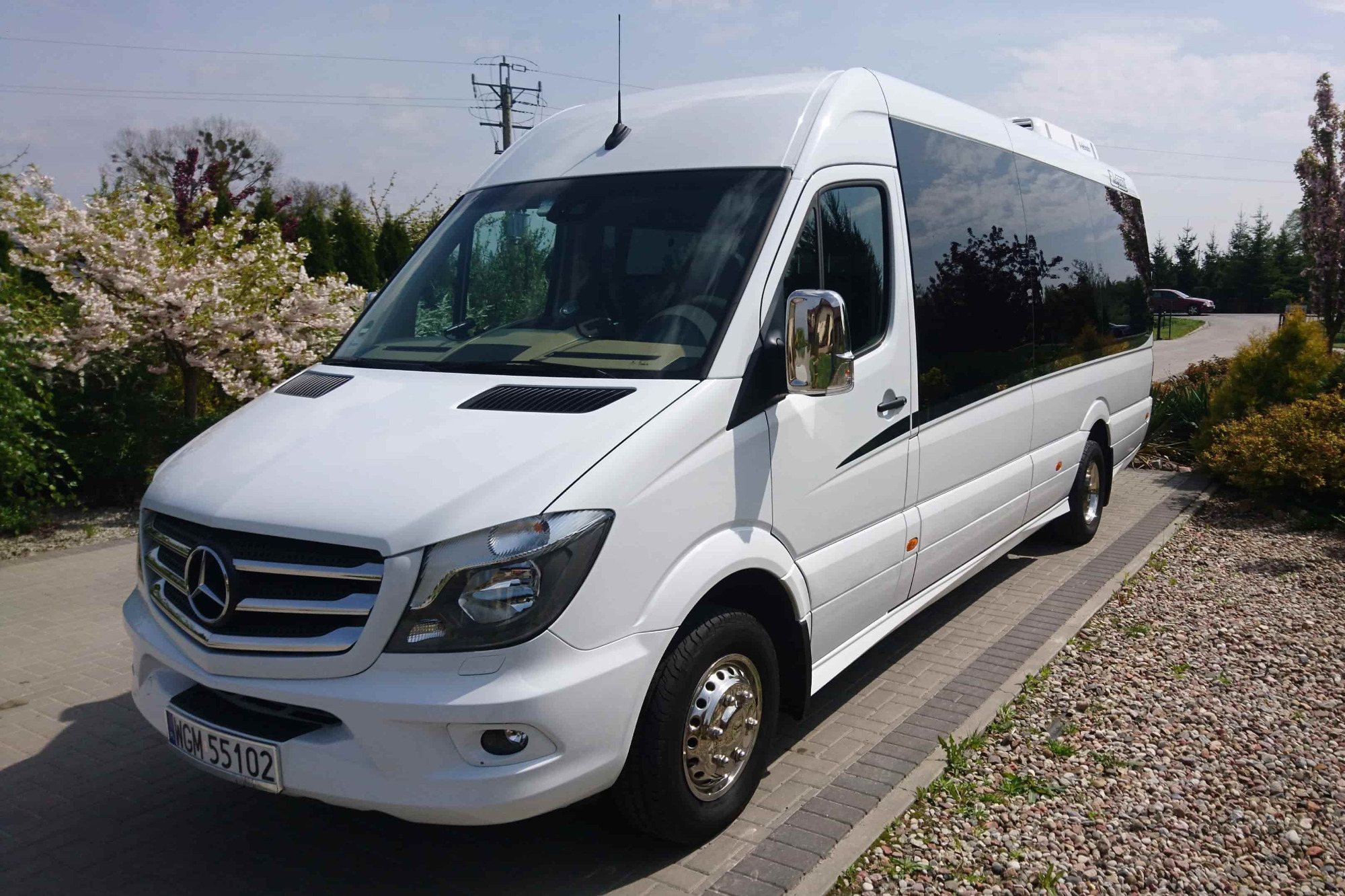 Przewóz osób busem VIPTRANS 24