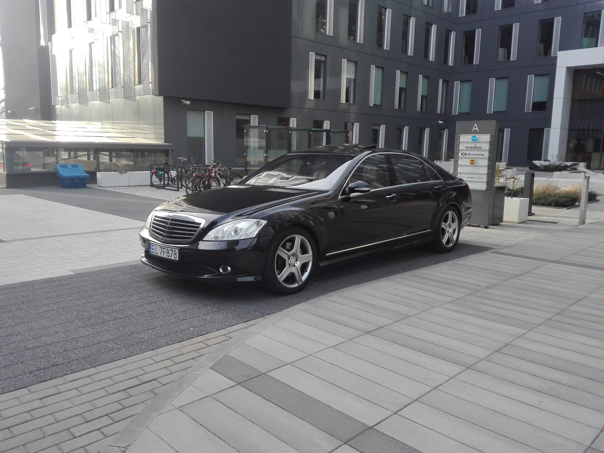 Transfery lotniskowe Warszawa & Łódź