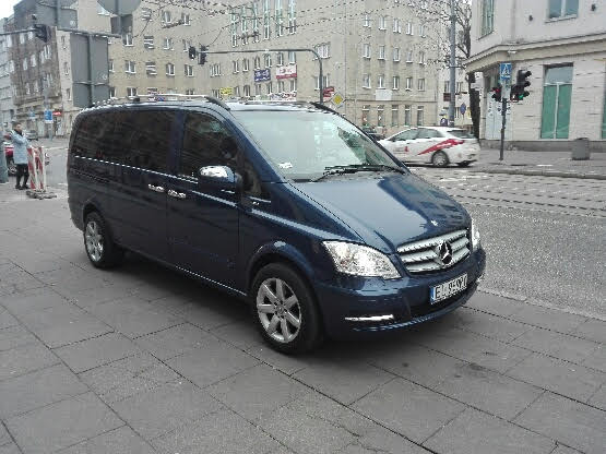 Wynajem busów z kierowcą VIPTRANS 24