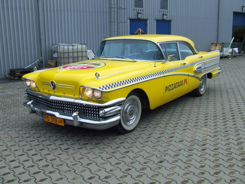 Pełne oklejenie auta z niebieskiego na żółte