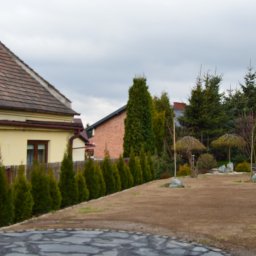 Wykonanie miejsca pod basen z kamienia naturalnego