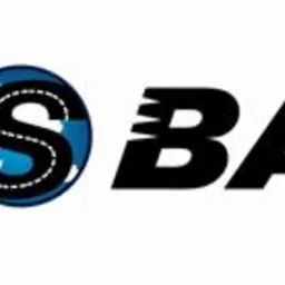 Czarno-białe logo firmy BUS BAND z dynamicznym symbolem drogi w niebieskim okręgu zamiast litery 'S'.