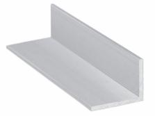 Kątownik aluminiowy 30x30x2 mm, ułożony na białym tle, prezentowany w perspektywie z lekkim cieniem po prawej stronie.