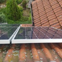 Instalacja fotovoltaiczna  - widok z dachu