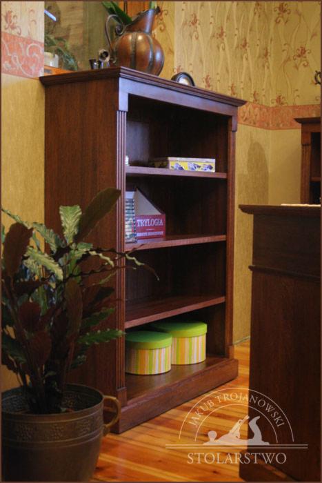 Biurko i dwie szafki