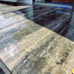 MOFFIJ Bruk - Przed domem Jarosław