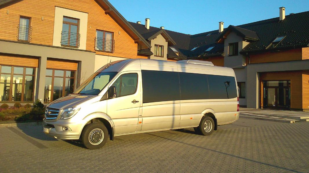 M-BUS KRAKÓW - wynajem busów