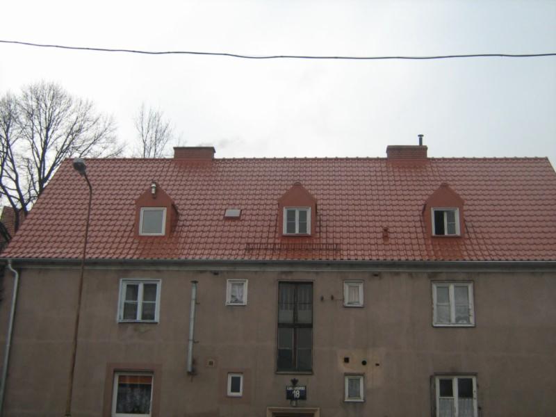 Namysłowskiego 18 (dachówka ceramiczna Angoba Rene