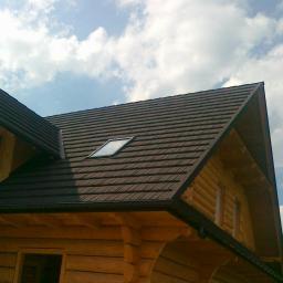 Remonty istniejących pokryć dachowych, krycie dachówką, budowa dachu