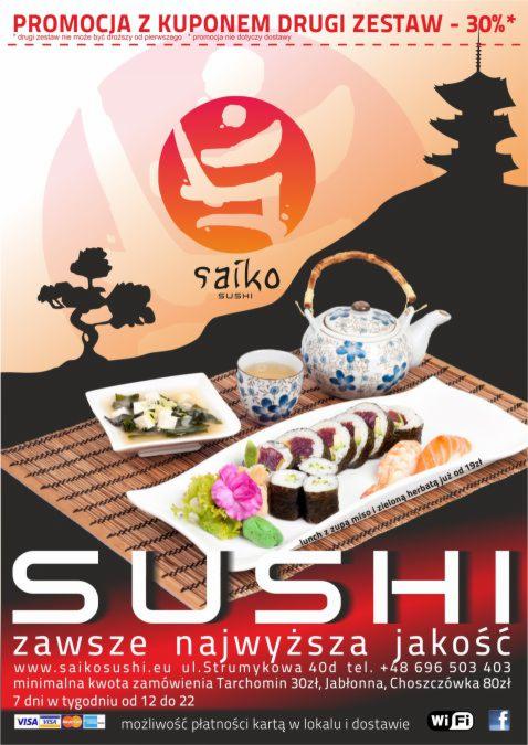 Plakat reklamowy restauracji Saiko Sushi z zestawem sushi, czajnikiem do herbaty i logotypem na tle stylizowanego japońskiego krajobrazu z pagodą.