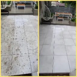 Porównanie stanu kostki brukowej przed i po myciu. Lewa strona zabrudzona, prawa strona czysta i mokra.