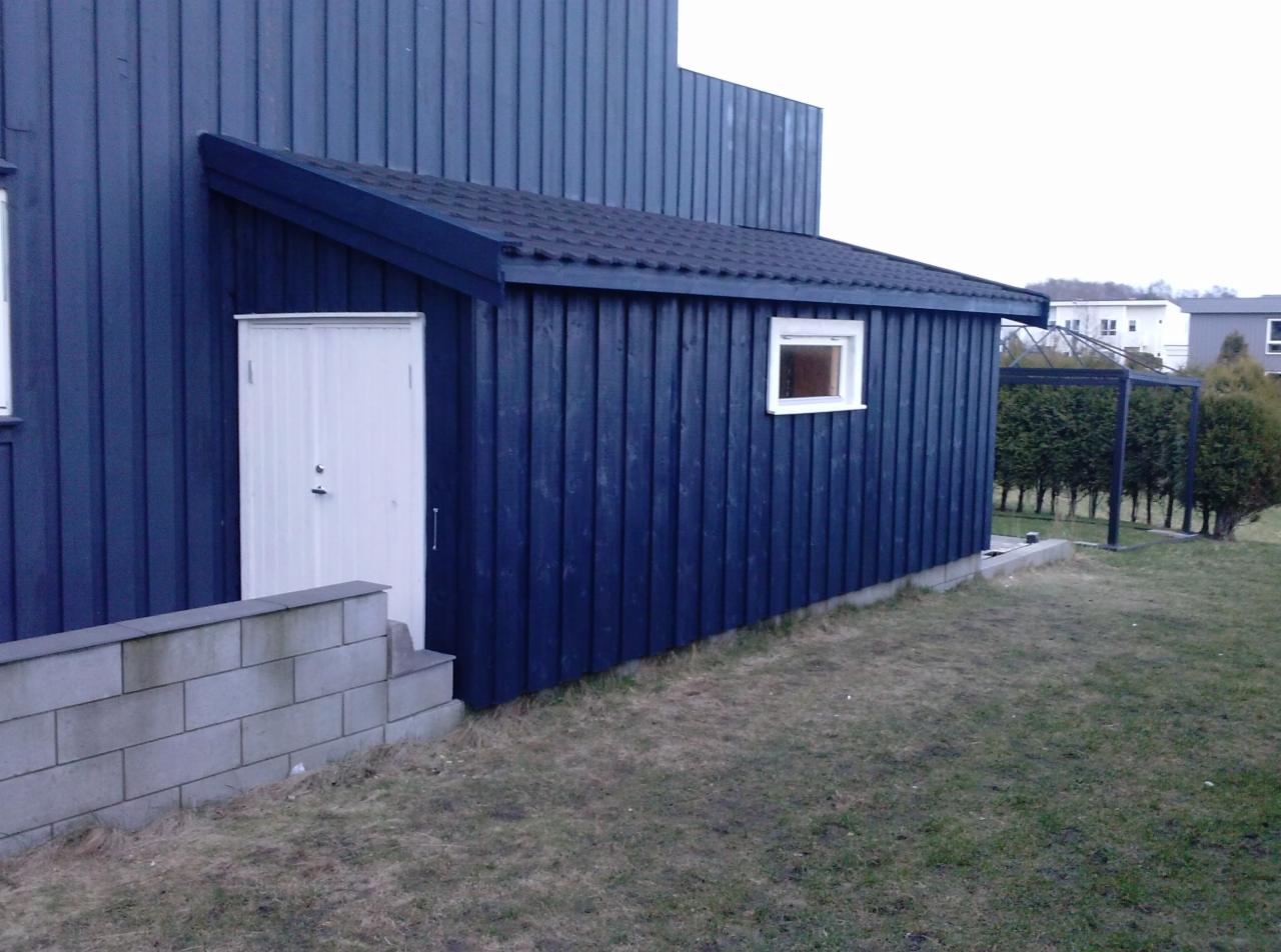 budowa pomieszczenia gospodarczego w Madla