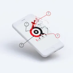 Biały smartfon wyświetlający logo firmy z czerwonym akcentem i graficznymi elementami interfejsu użytkownika, przedstawiony na jasnym, minimalistycznym tle.