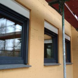 Montaż okien Veka 82 , trzy szyby , ciepłe parapety XPS, taśma multifunkcyjna Hannoband , miejscowość Brunszwik Niemcy