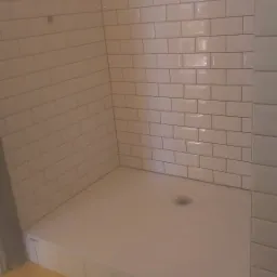 Bordiury i płytki kafelkowe