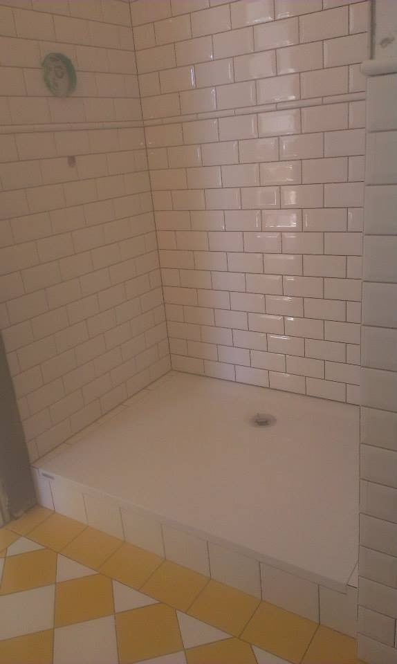 Bordiury i płytki kafelkowe