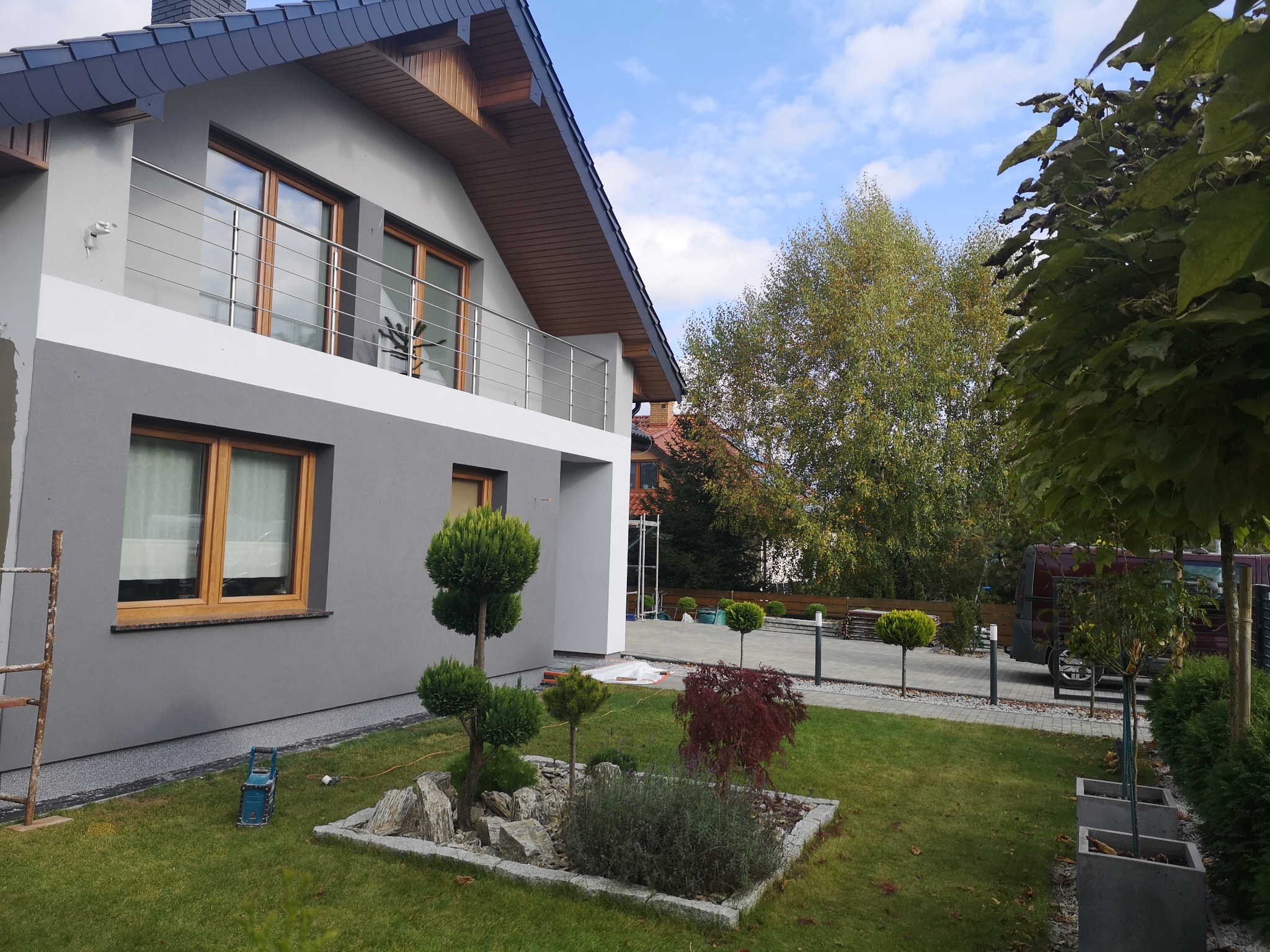 Docieplenie, parapety kamienne