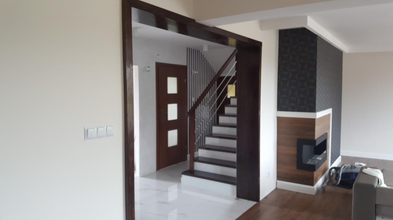 Wykończenia wnętrz w drewnie, schody drewniane