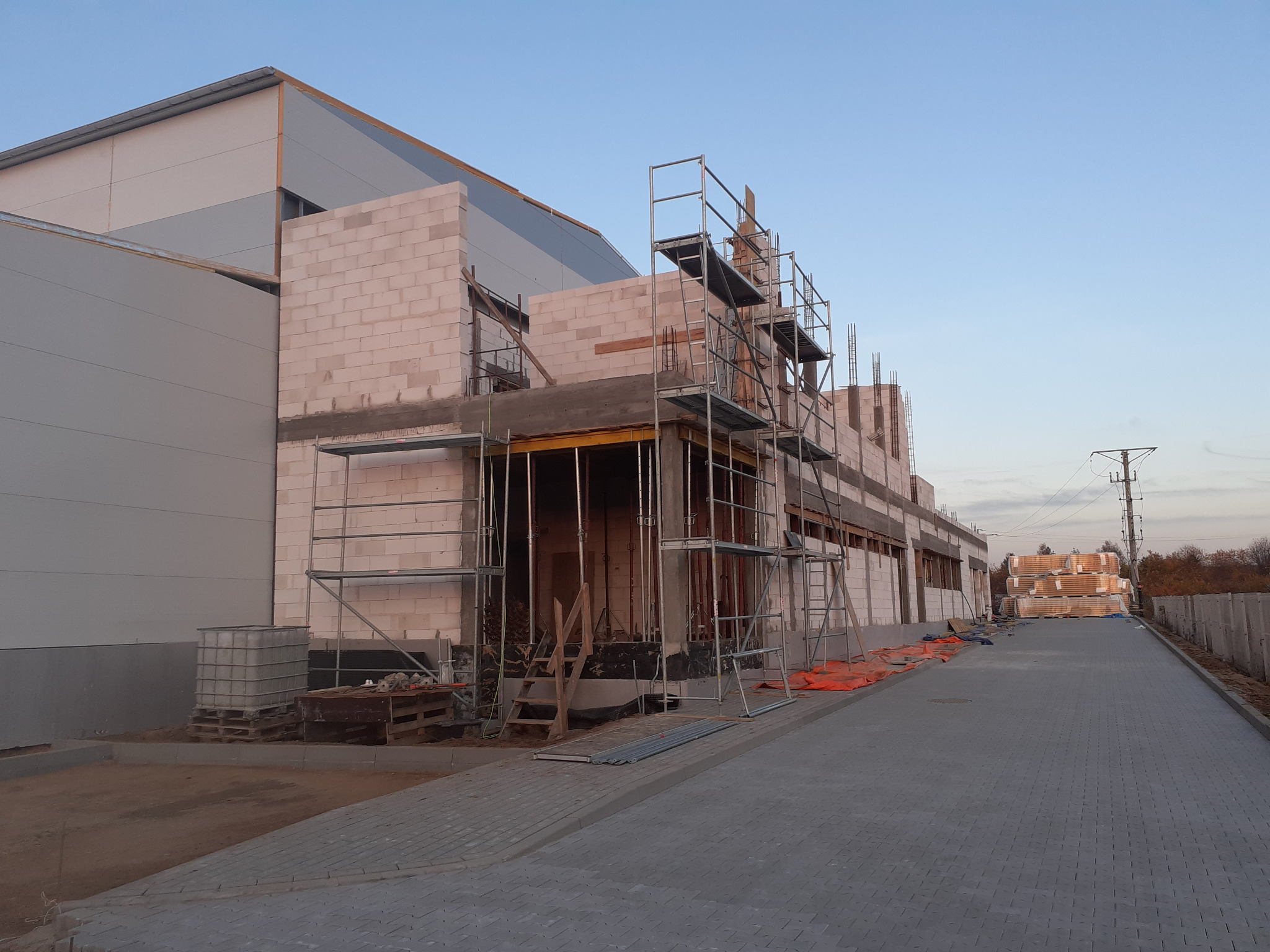 Hala produkcyjna o powierzchni 2790m2 w trybie GW