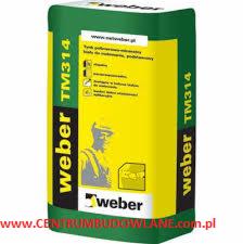 Worek zaprawy Weber TM314 w żółto-zielonej kolorystyce. Widoczne logo Weber i grafika przedstawiająca murarza. Tekst w języku polskim.
