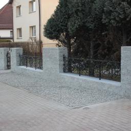  	  Ogrodzenia granitowe, betonowe, prefabrykowane