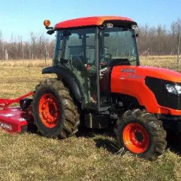 Ciągnik Sadowniczy Kubota M7040N 74KM napęd 4x4
