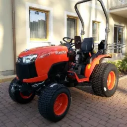 Ciągniki komunalne Kubota B2350 23KM