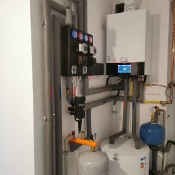 NSTAL-SERVICE Michał Bury Technika Grzewcza i Sanitarna - Kotłownia gazowa na dwa obiegi grzewcze.