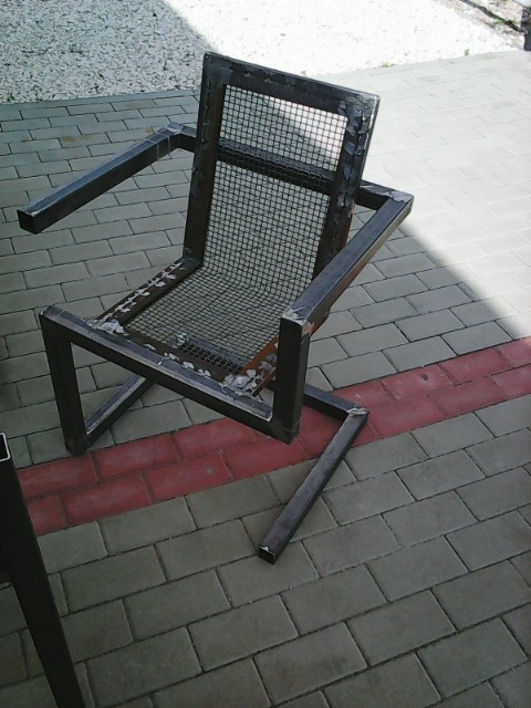 Krzesło stalowe industrialne. Może być w dowolnym kolorze z palety RAL