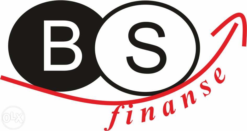 Logo firmy BS Finance z czerwoną strzałką wzrostu, na białym tle. Litery B i S w okręgach, czarna i biała.