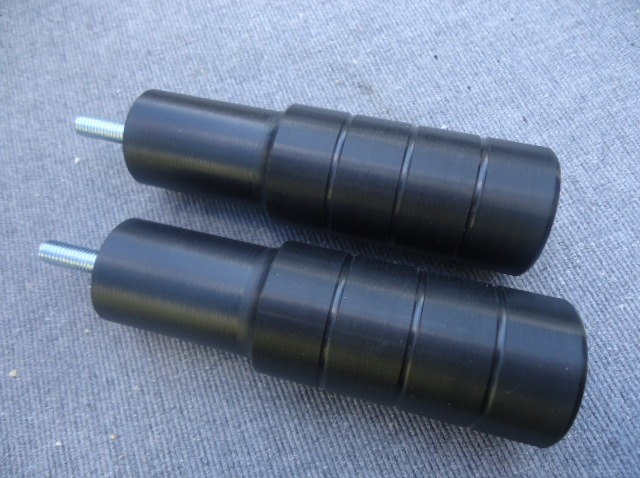 Wykonywanie Różnych Wymiarów Crash Padów do Motoru