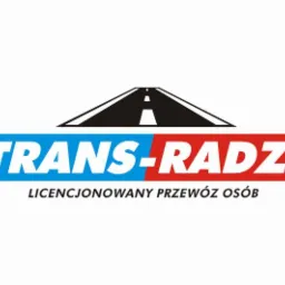 Logo firmy Trans-Radzi z drogą w tle, hasłem 'Licencjonowany Przewóz Osób', w kolorach niebieskim i czerwonym na białym tle.