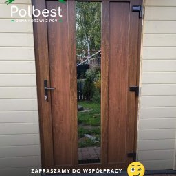 Drzwi wejściowe w kolorze obustronnym orzechu