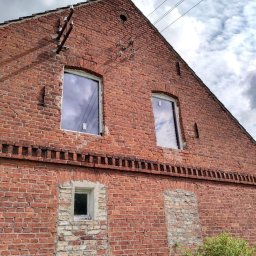 Wymiana starych okien na nowe w bardzo starym budynku to nie problem .