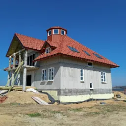 ID 8000. Szklenie trzyszybowe z cipłymi ramkami