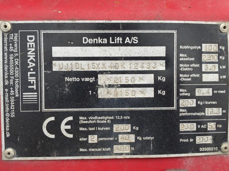 Tabliczka znamionowa podnośnika elektrycznego Denka Lift DL 15, prezentująca specyfikacje techniczne, w tym wagę, obciążenie, moc silnika i wymiary.