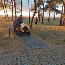 koszenie, dbanie o tereny zewnętrzne