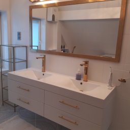 20letnia łazienka po malowaniu płytek i wymianie armatury 