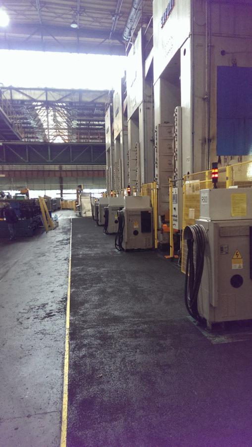 Posadzka żywiczna, posadzka przemysłowa, posadzka w garażu