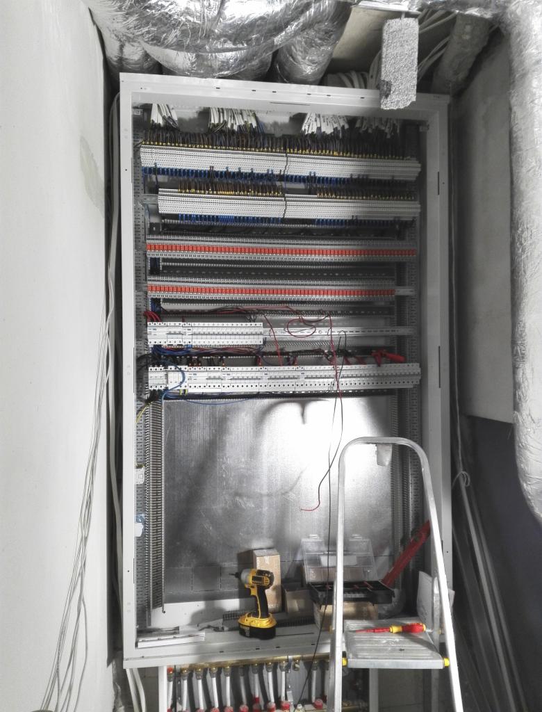 Rozdzielnica pod automatykę budynkową cz2