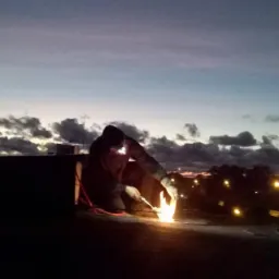 Zamykanie otworów technologicznych na bloku